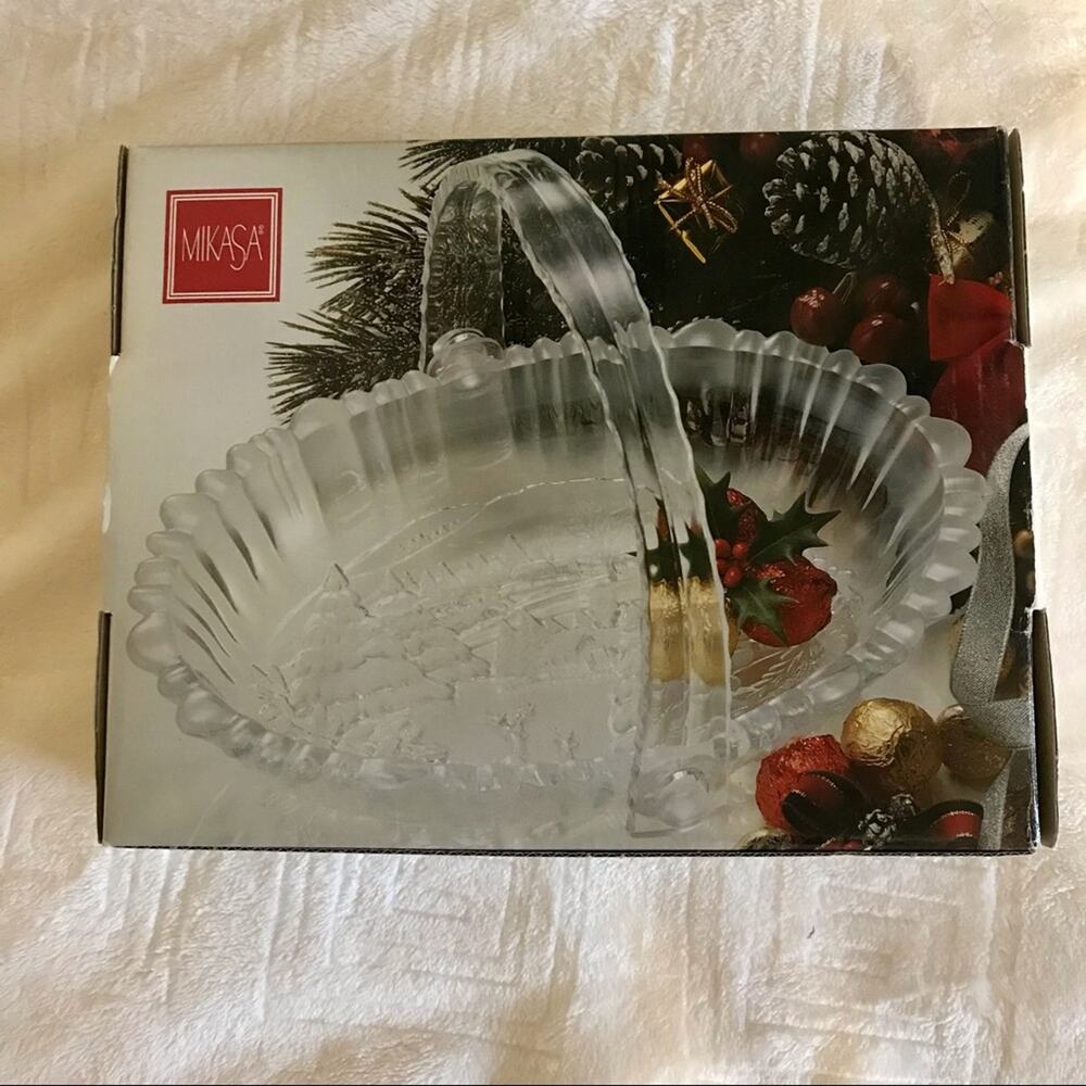 Mikasa Vintage 80s Christmas Dish